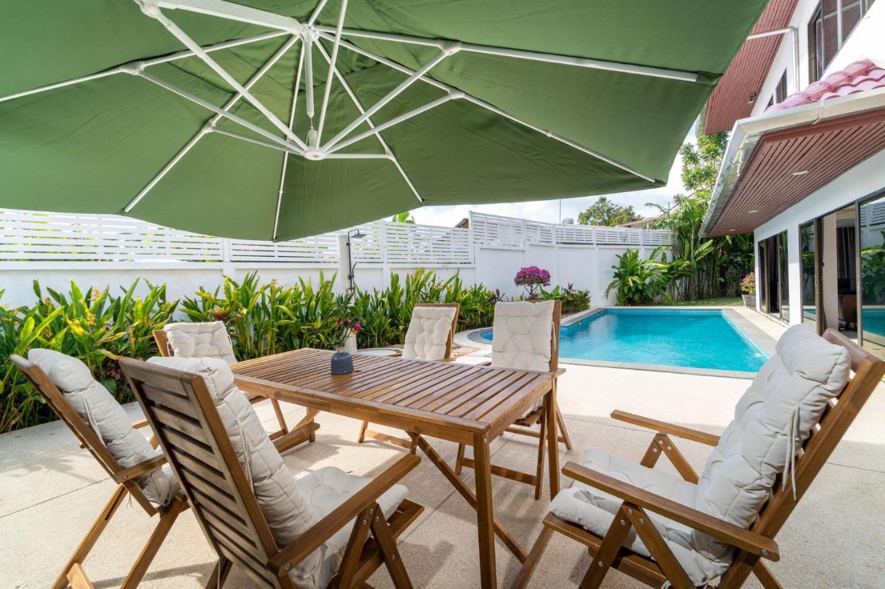 Villa Amaya, 2 Story Tropical Oasis With Green Hills View & Pool, Kamala Beach Exterior foto